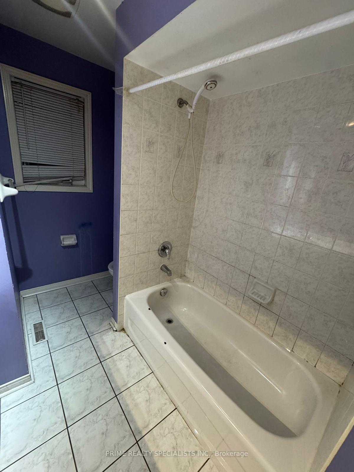 Photo 13 of 122 Olympia Crescent, Brampton, Fletcher's Creek Village — HOMEH