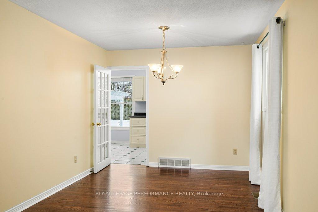 Photo 9 of 1779 Calumet Lane, Ottawa, Convent Glen South — HOMEH