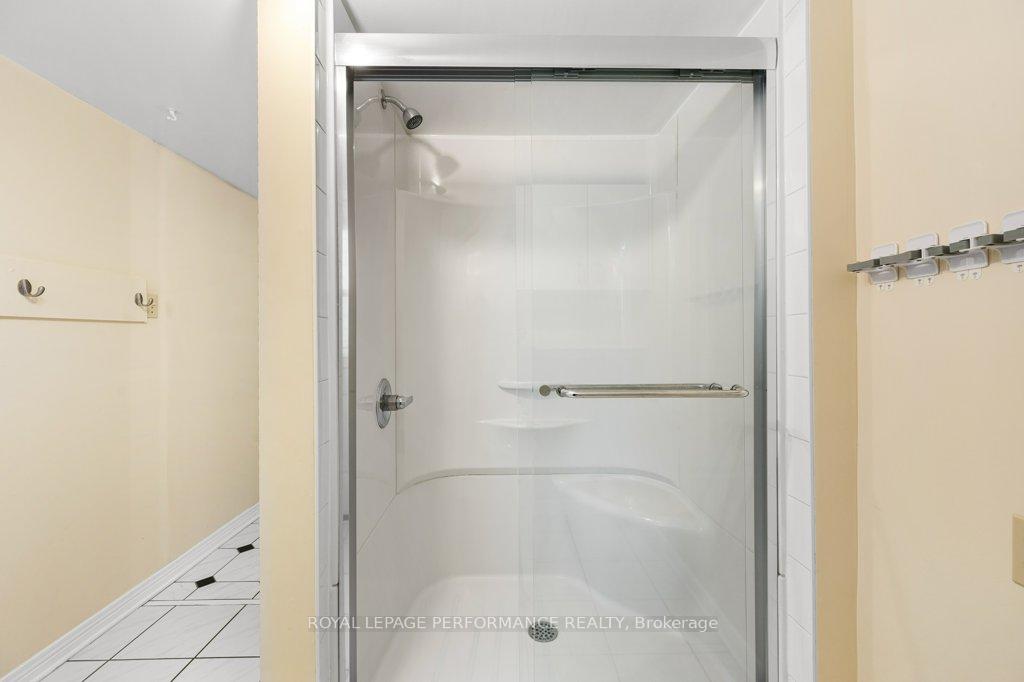 Photo 17 of 1779 Calumet Lane, Ottawa, Convent Glen South — HOMEH
