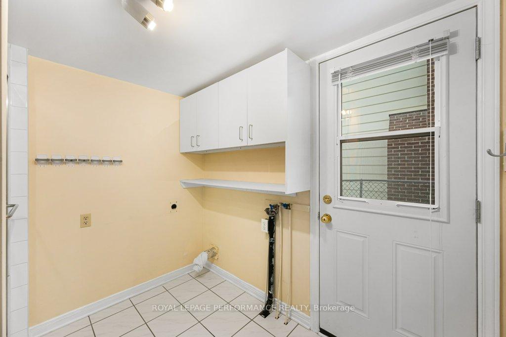 Photo 23 of 1779 Calumet Lane, Ottawa, Convent Glen South — HOMEH