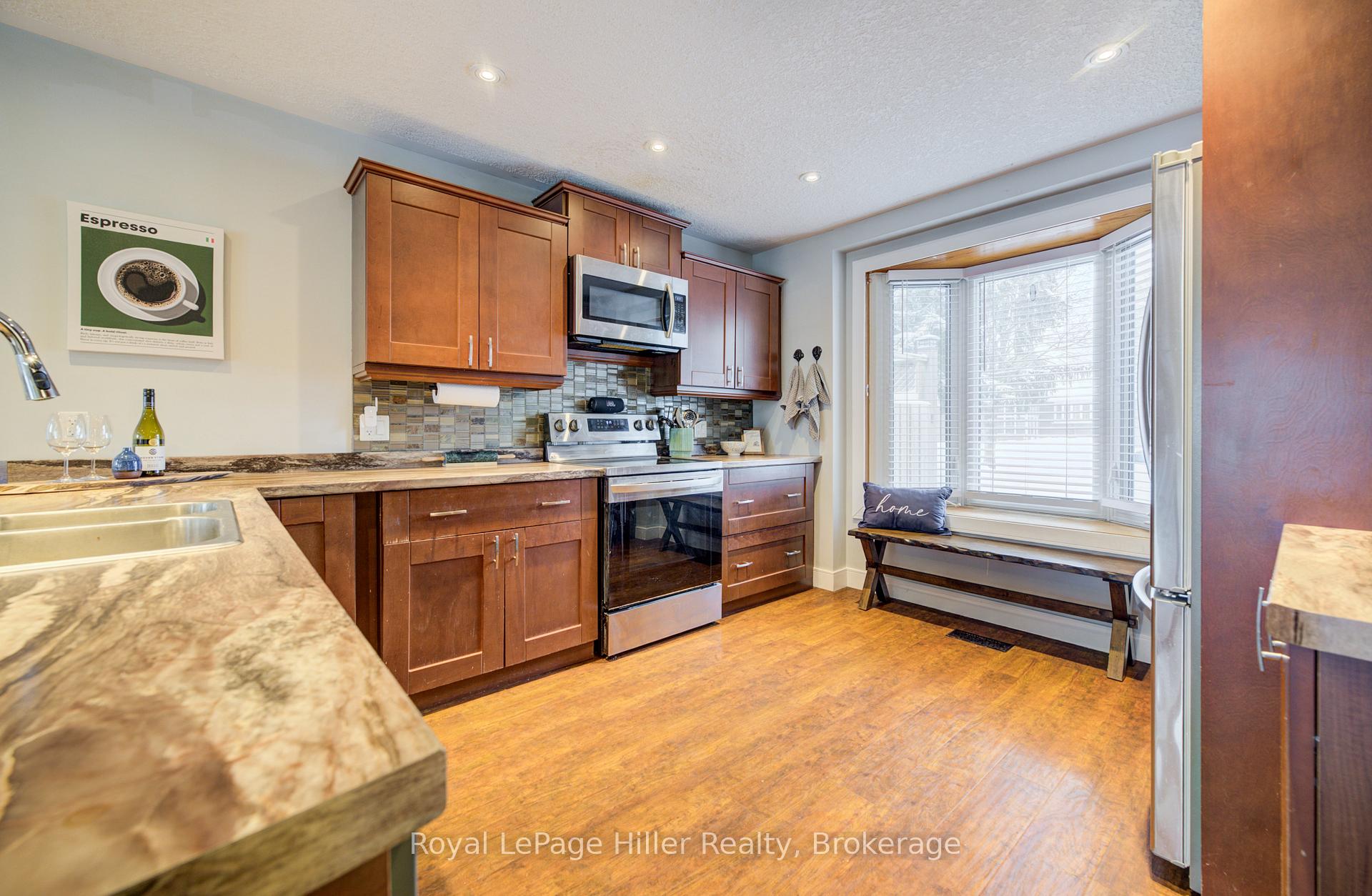 Photo 31 of 241 Willow Street, Stratford — HOMEH