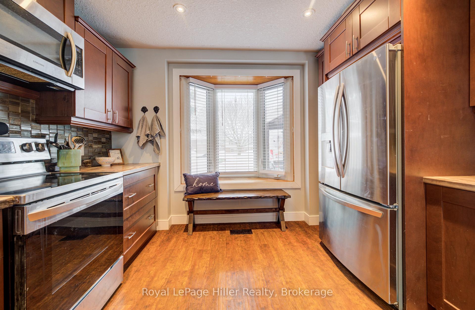 Photo 14 of 241 Willow Street, Stratford — HOMEH