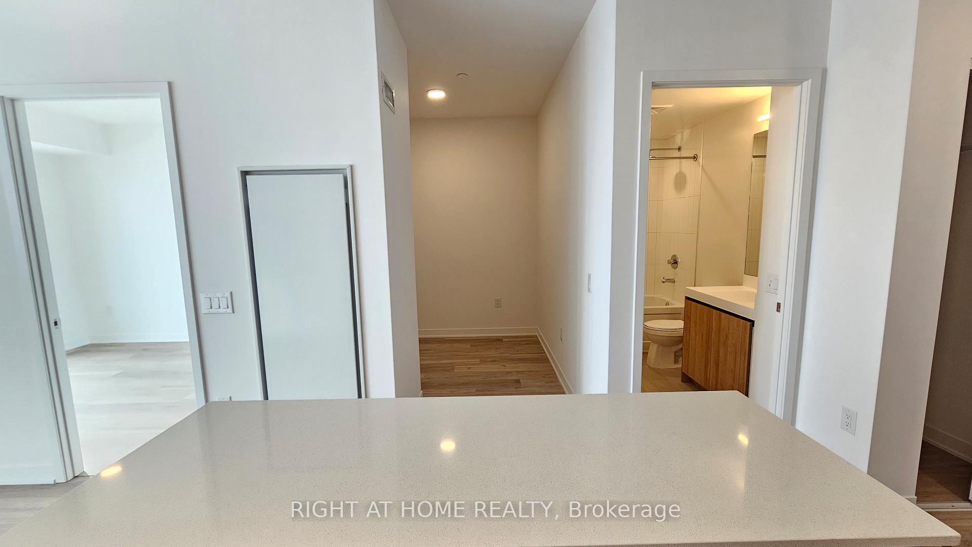 Photo 5 of Unit 1006, 10 All Nations Drive, Brampton, Northwest Brampton — HOMEH