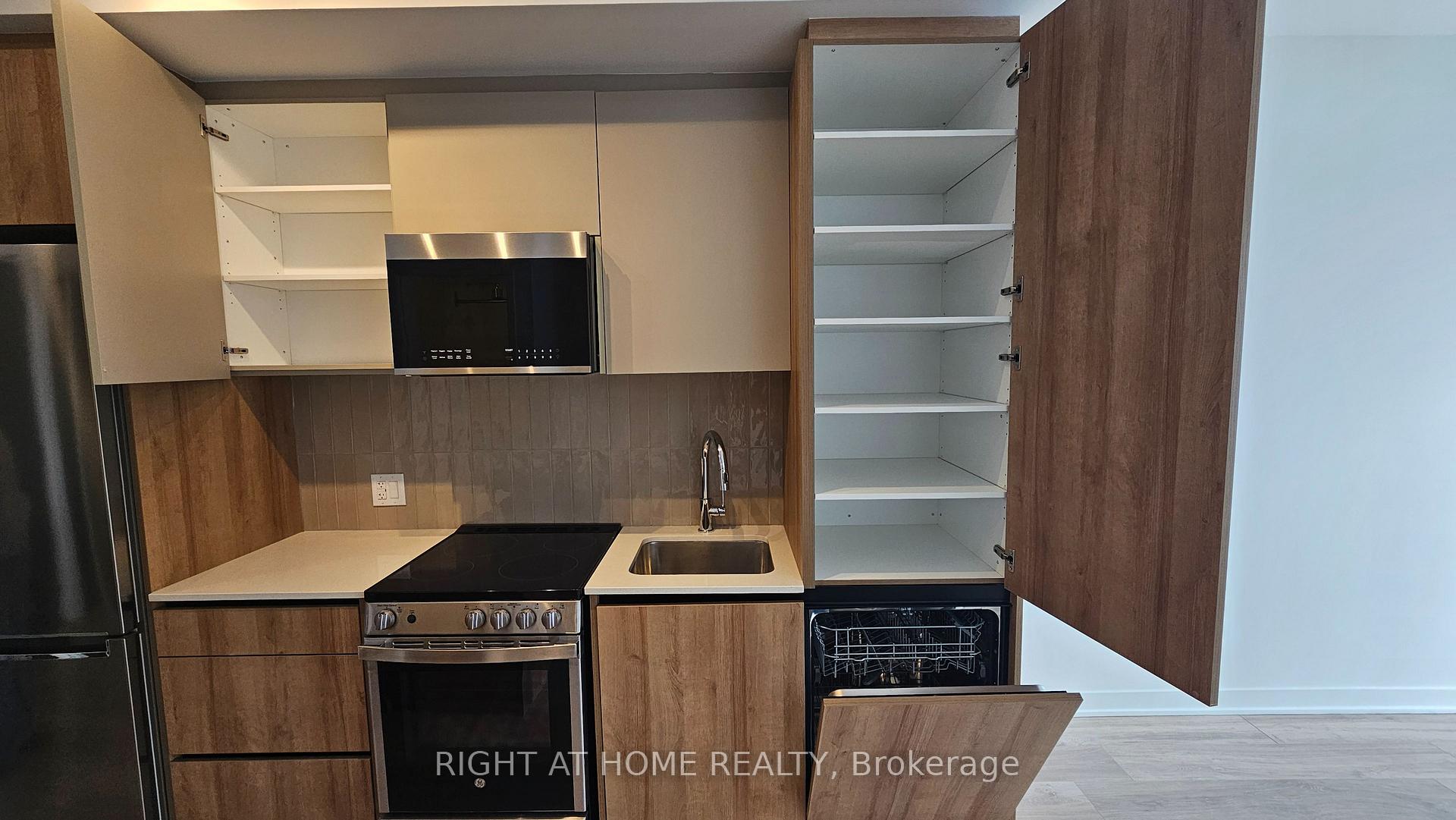 Photo 31 of Unit 1006, 10 All Nations Drive, Brampton, Northwest Brampton — HOMEH