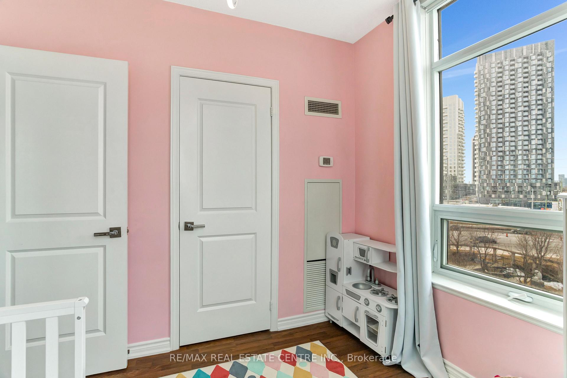 Photo 28 of Unit 504, 9225 Jane Street, Vaughan, Maple — HOMEH