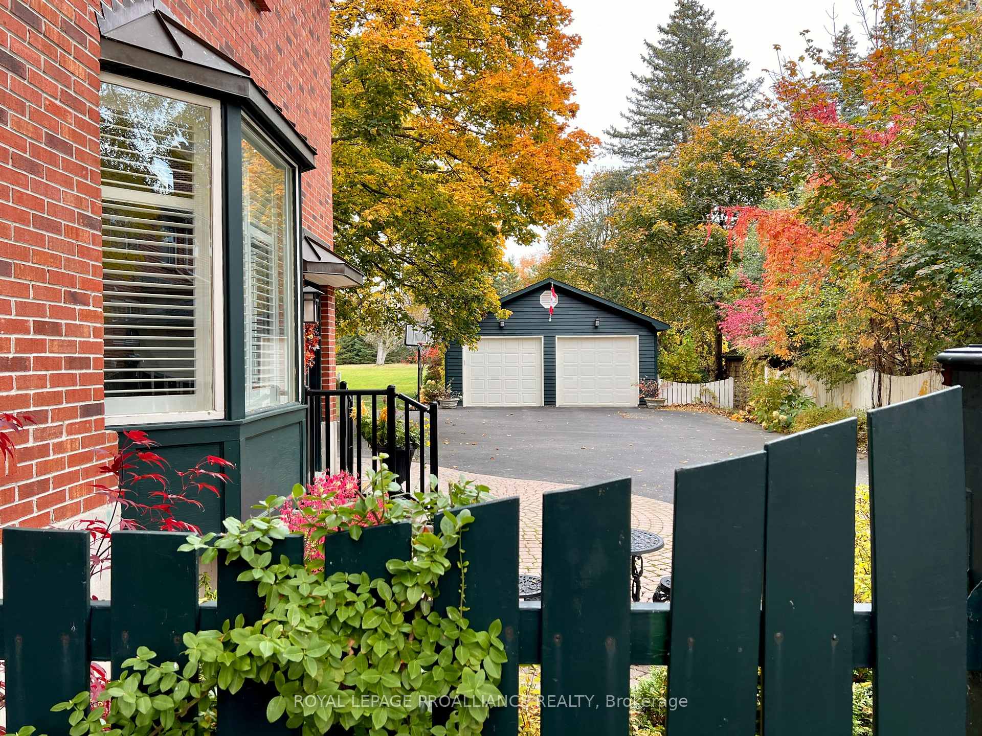 Photo 6 of 217 MacDonald Avenue, Belleville, Belleville Ward — HOMEH