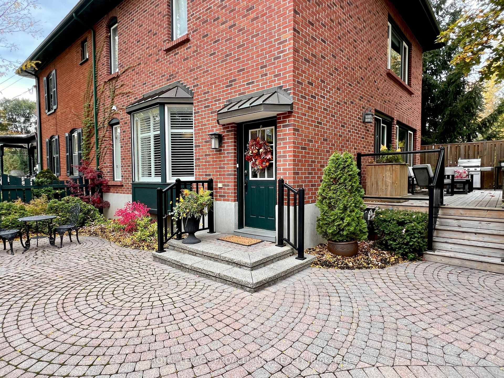 Photo 9 of 217 MacDonald Avenue, Belleville, Belleville Ward — HOMEH