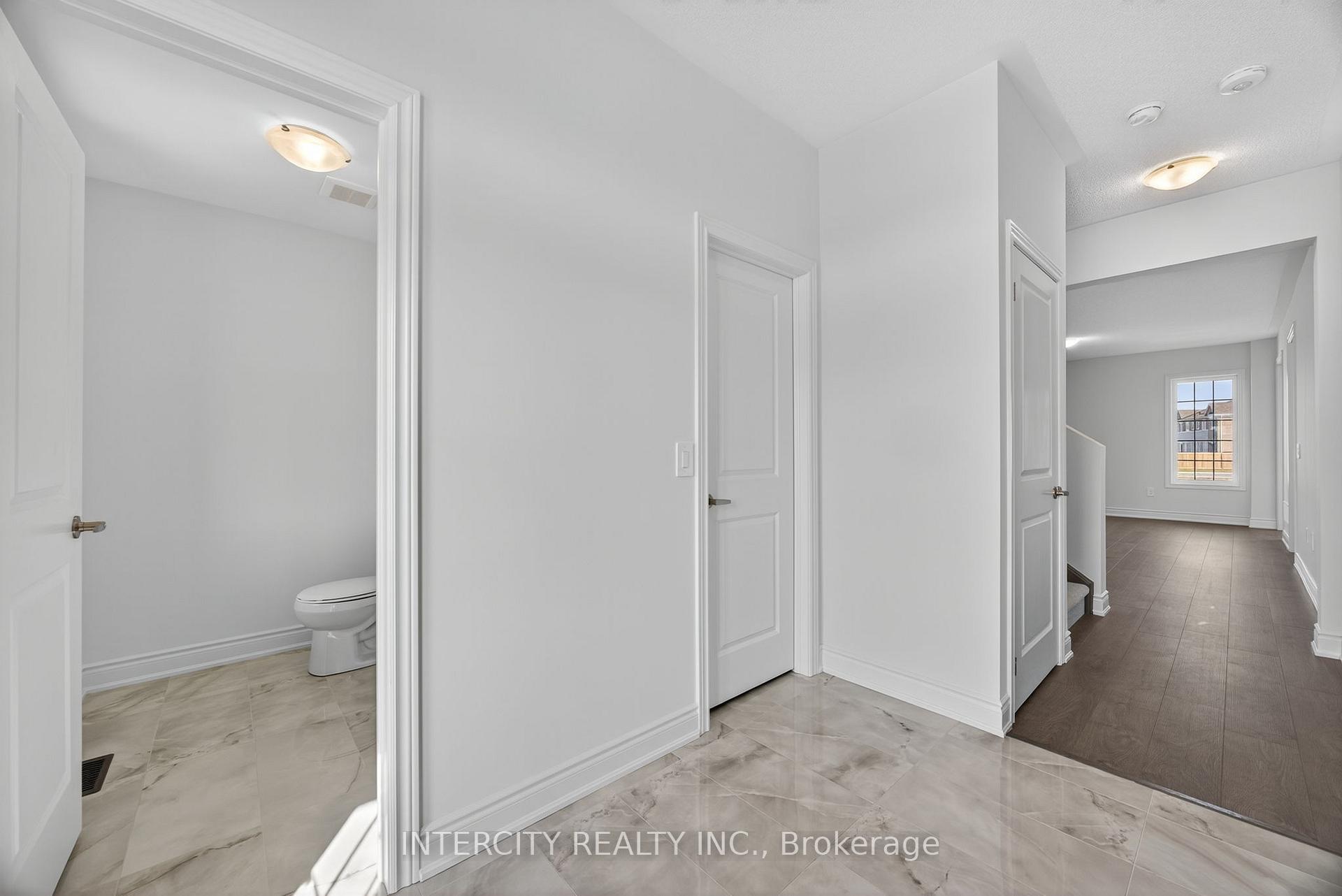 Photo 10 of 23 Avalon Drive, Wasaga Beach — HOMEH