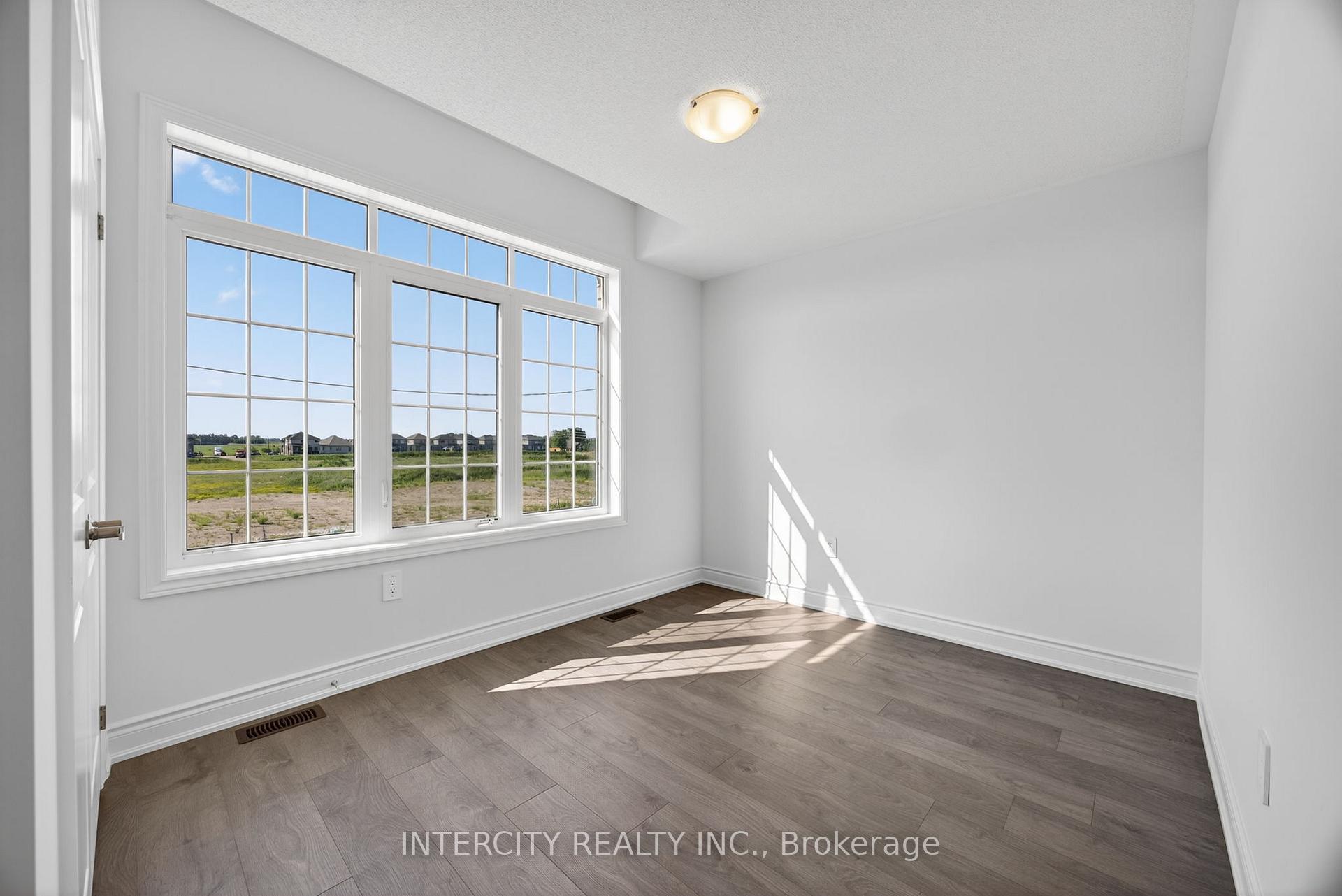 Photo 38 of 23 Avalon Drive, Wasaga Beach — HOMEH