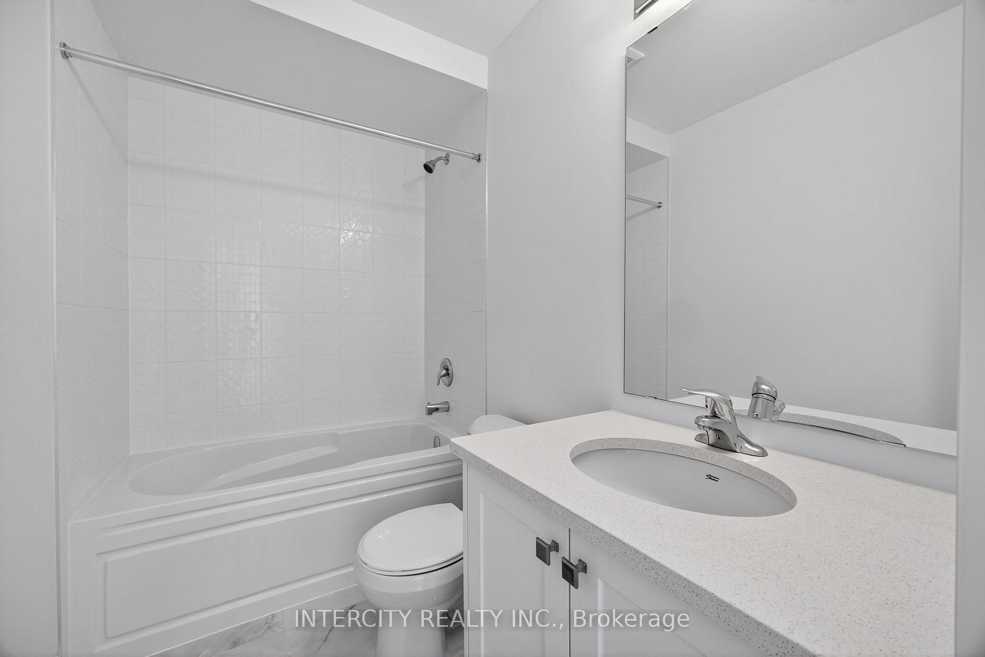 Photo 8 of 23 Avalon Drive, Wasaga Beach — HOMEH