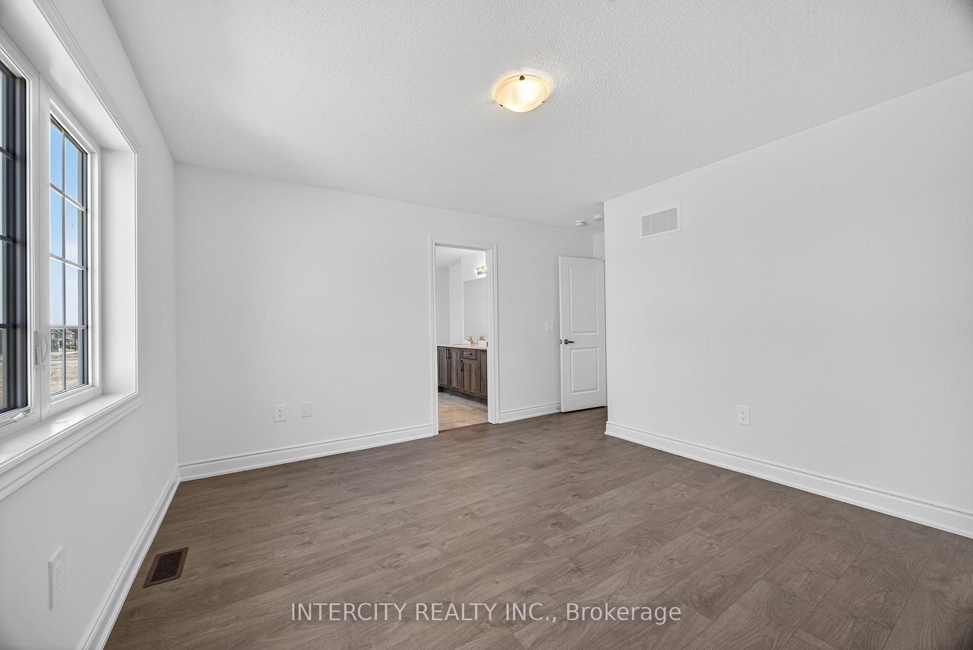 Photo 27 of 23 Avalon Drive, Wasaga Beach — HOMEH