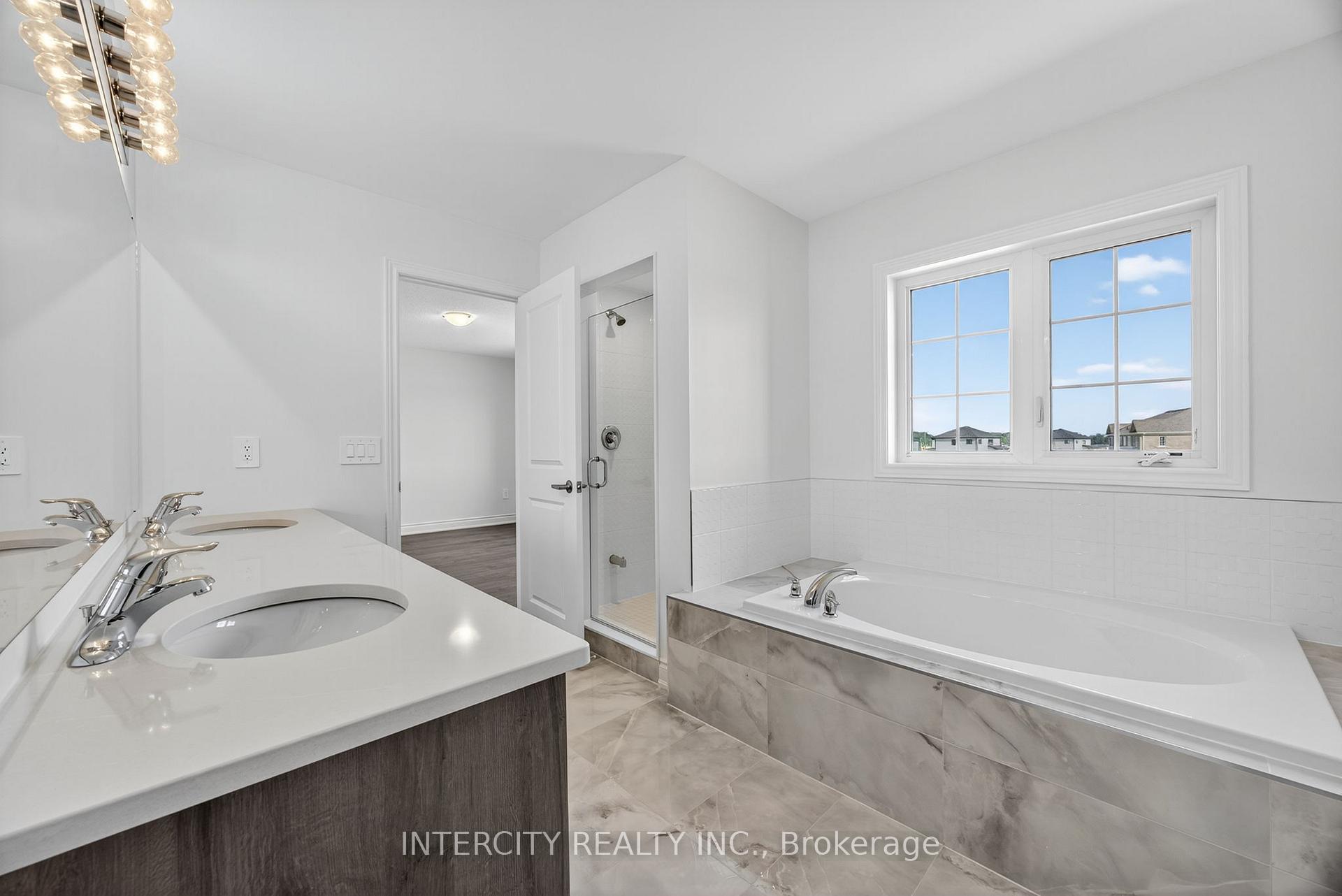 Photo 24 of 23 Avalon Drive, Wasaga Beach — HOMEH