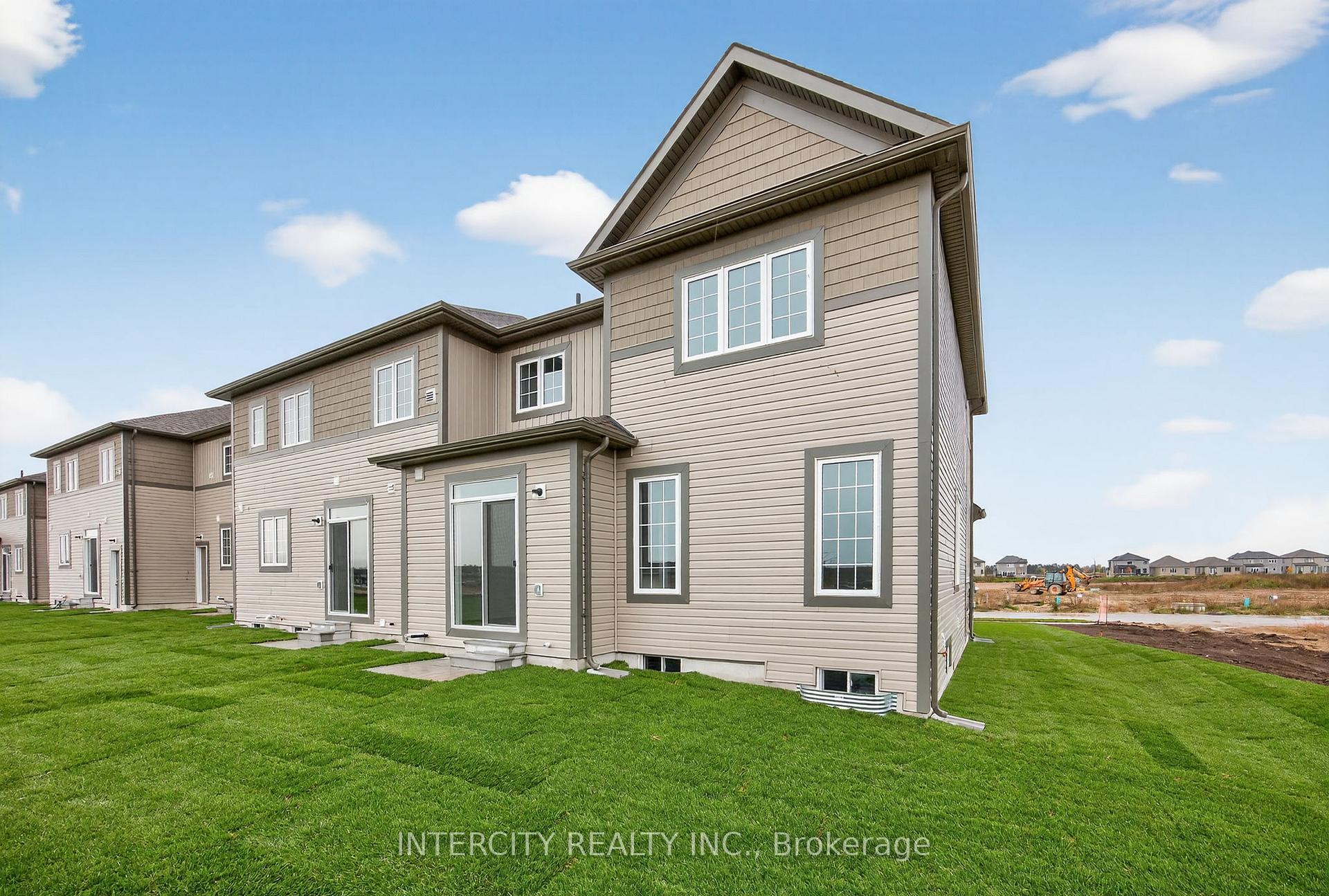 Photo 28 of 23 Avalon Drive, Wasaga Beach — HOMEH