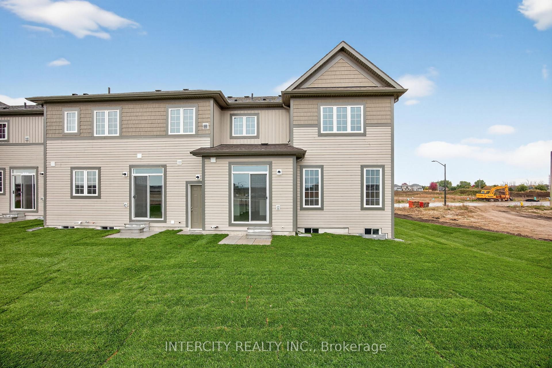 Photo 18 of 23 Avalon Drive, Wasaga Beach — HOMEH