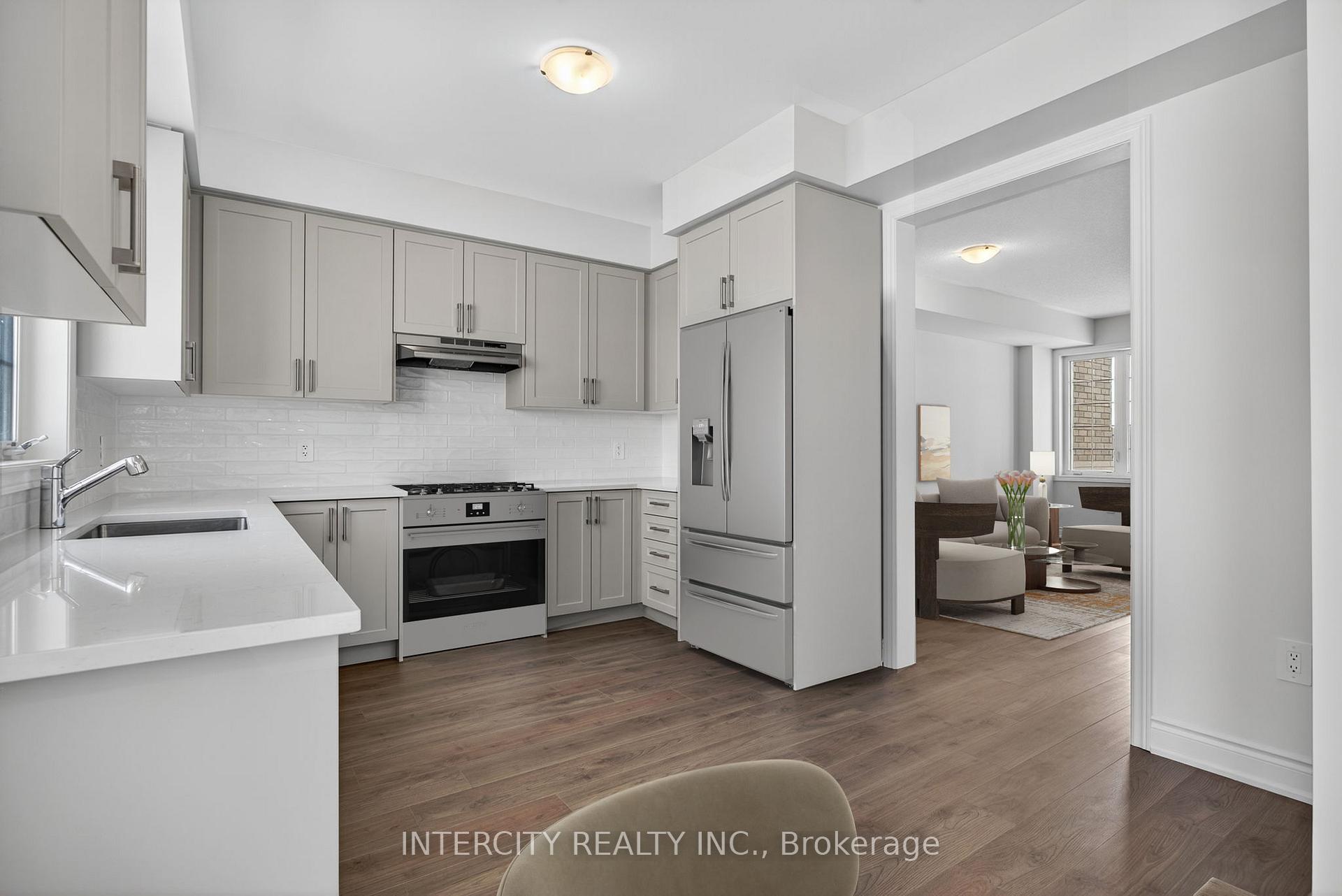 Photo 11 of 21 Avalon Drive, Wasaga Beach — HOMEH