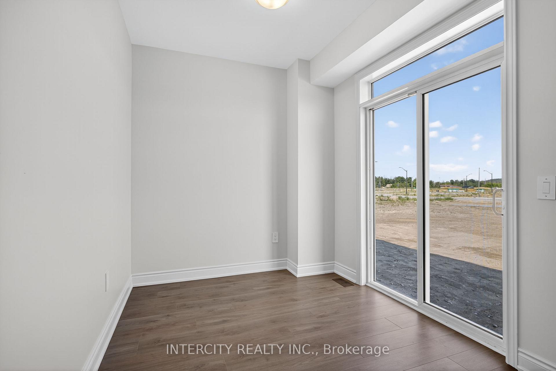Photo 19 of 21 Avalon Drive, Wasaga Beach — HOMEH