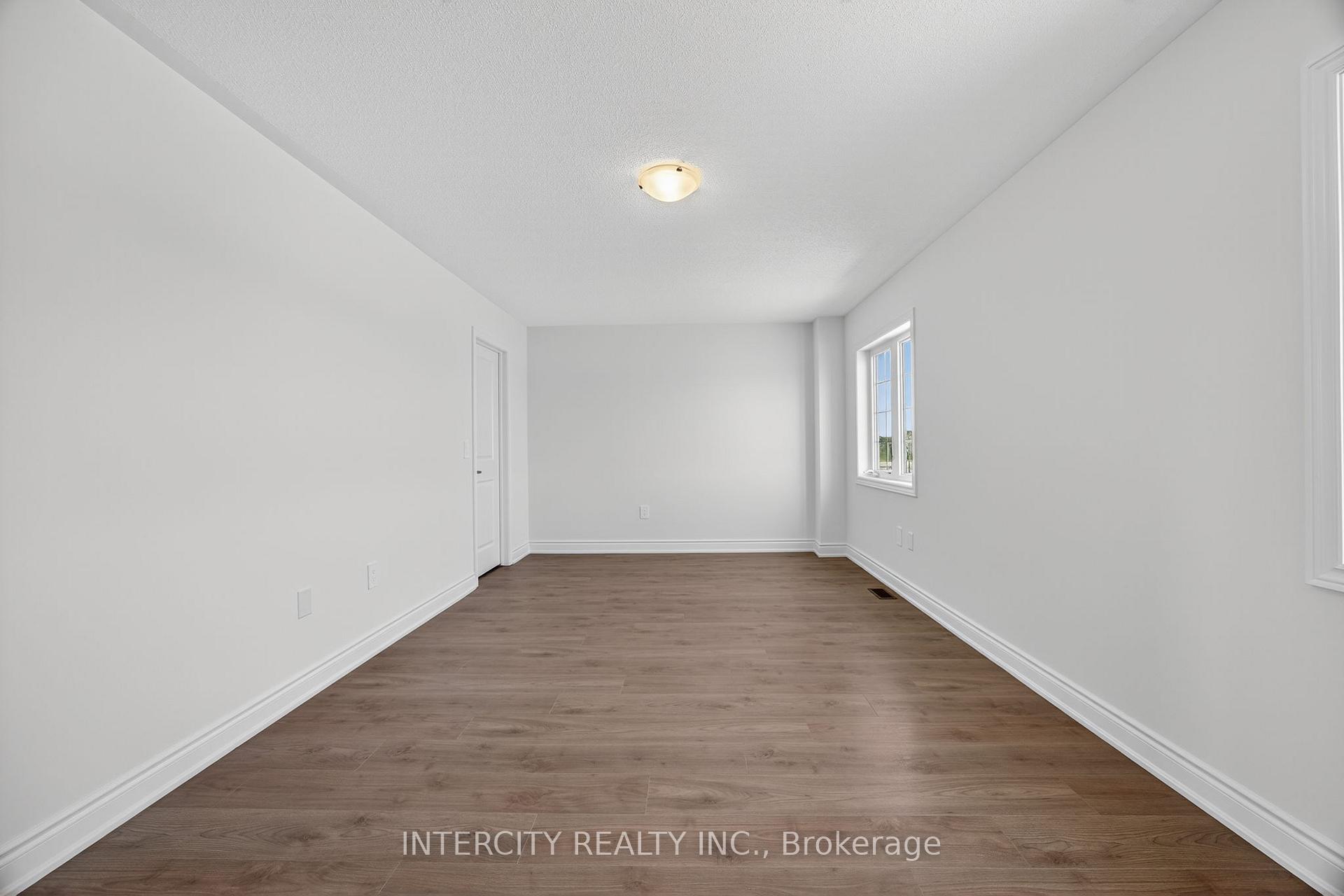 Photo 26 of 21 Avalon Drive, Wasaga Beach — HOMEH