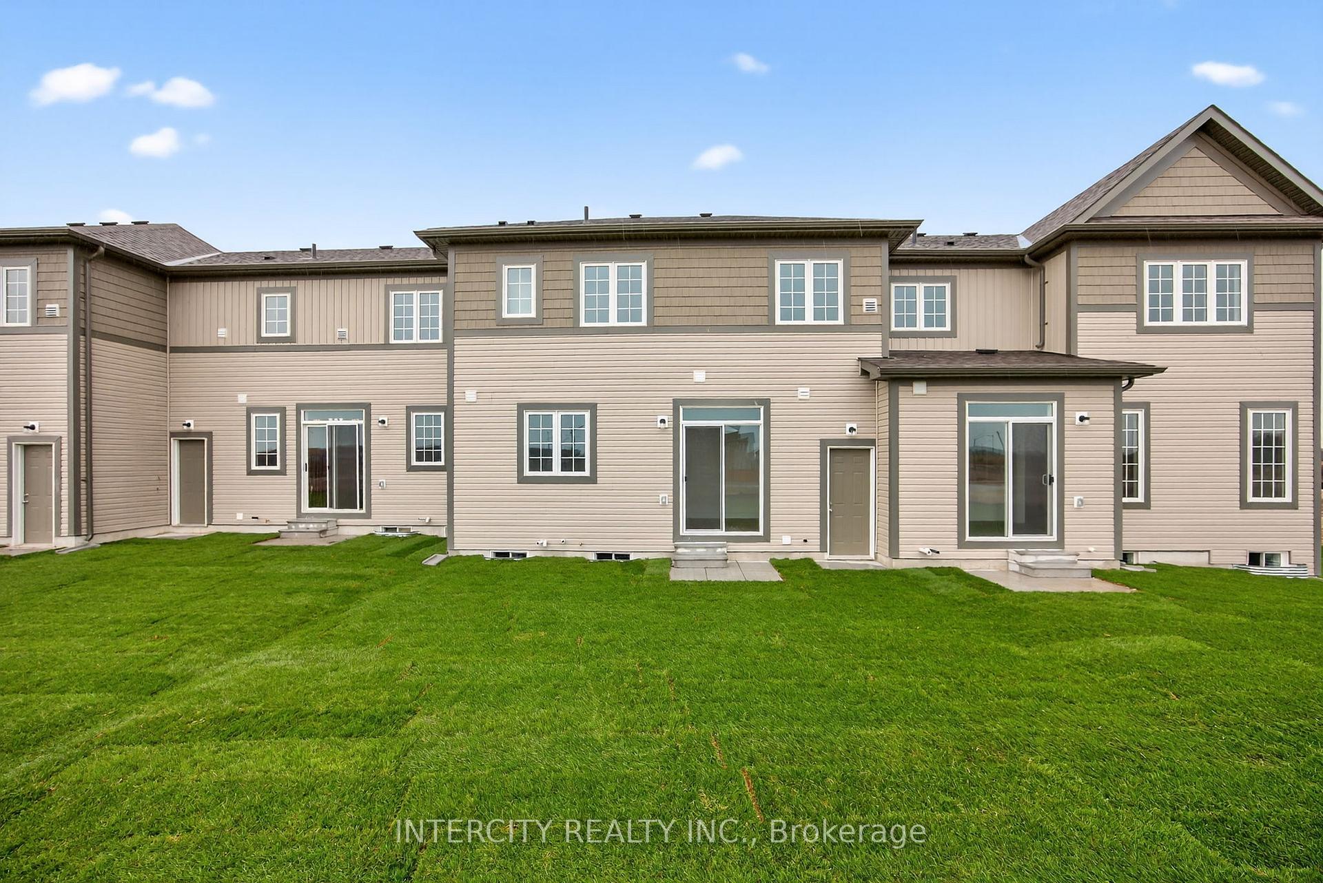 Photo 31 of 21 Avalon Drive, Wasaga Beach — HOMEH