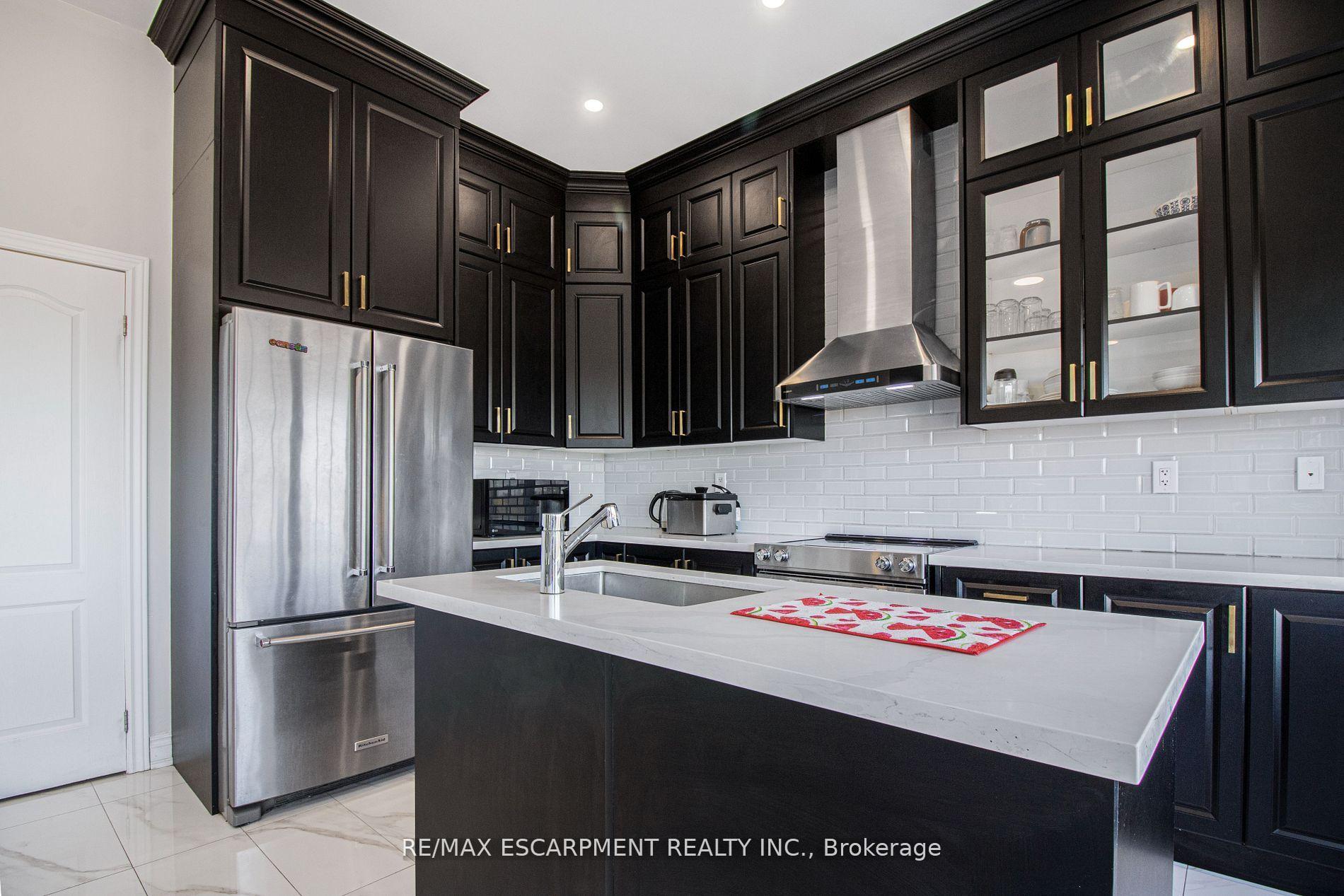 Front of Unit 2, 487 Aztec Drive
