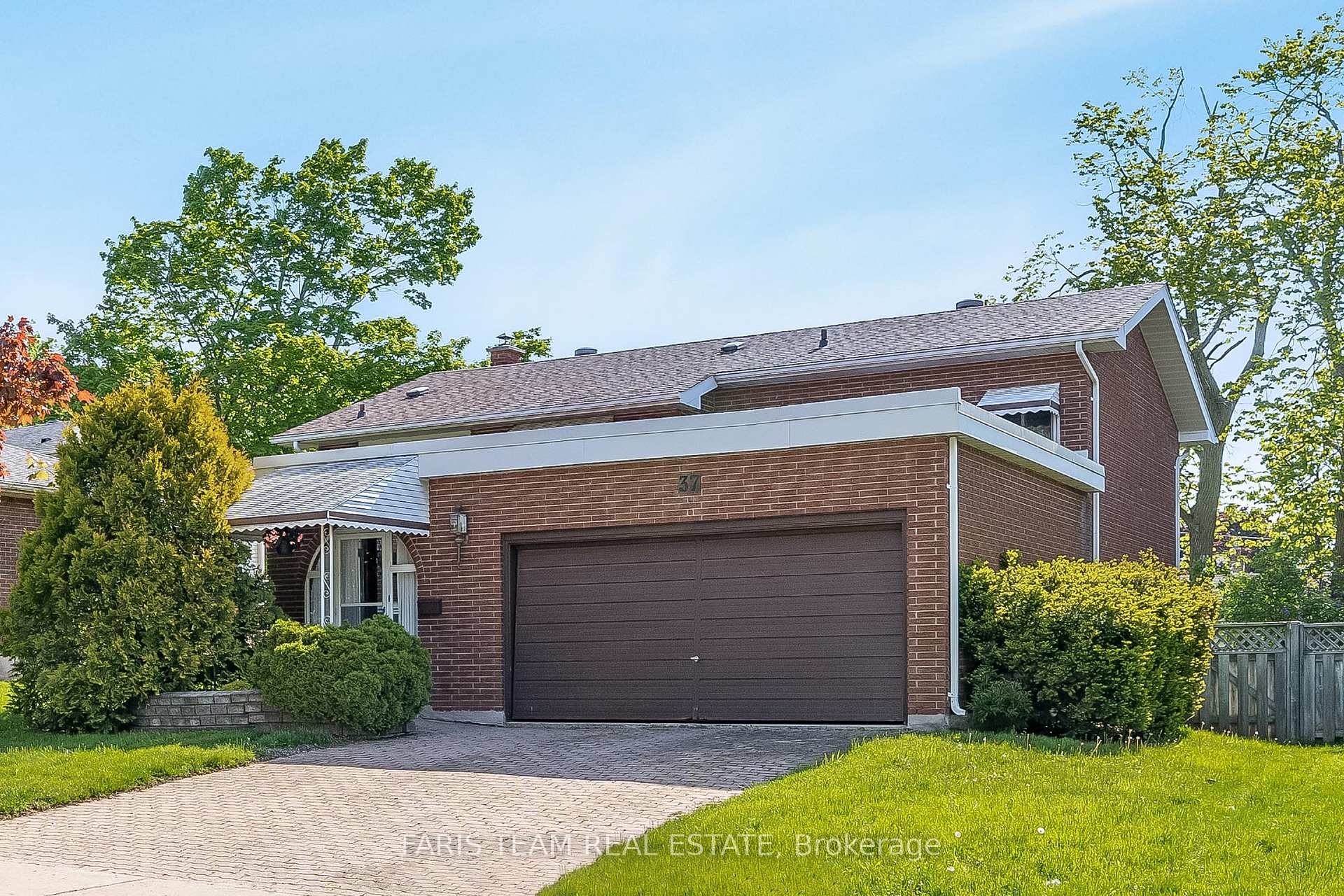 Photo 1 of 37 Varden Avenue, Barrie, Codrington — HOMEH