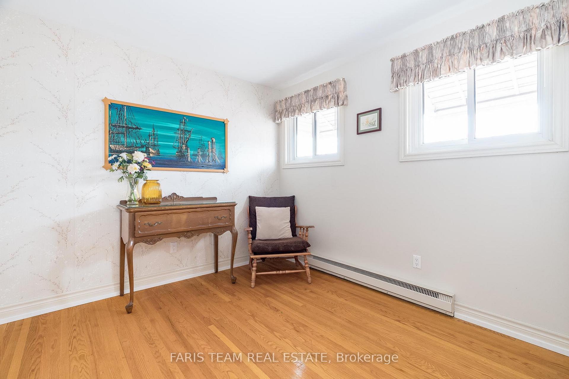 Photo 11 of 37 Varden Avenue, Barrie, Codrington — HOMEH