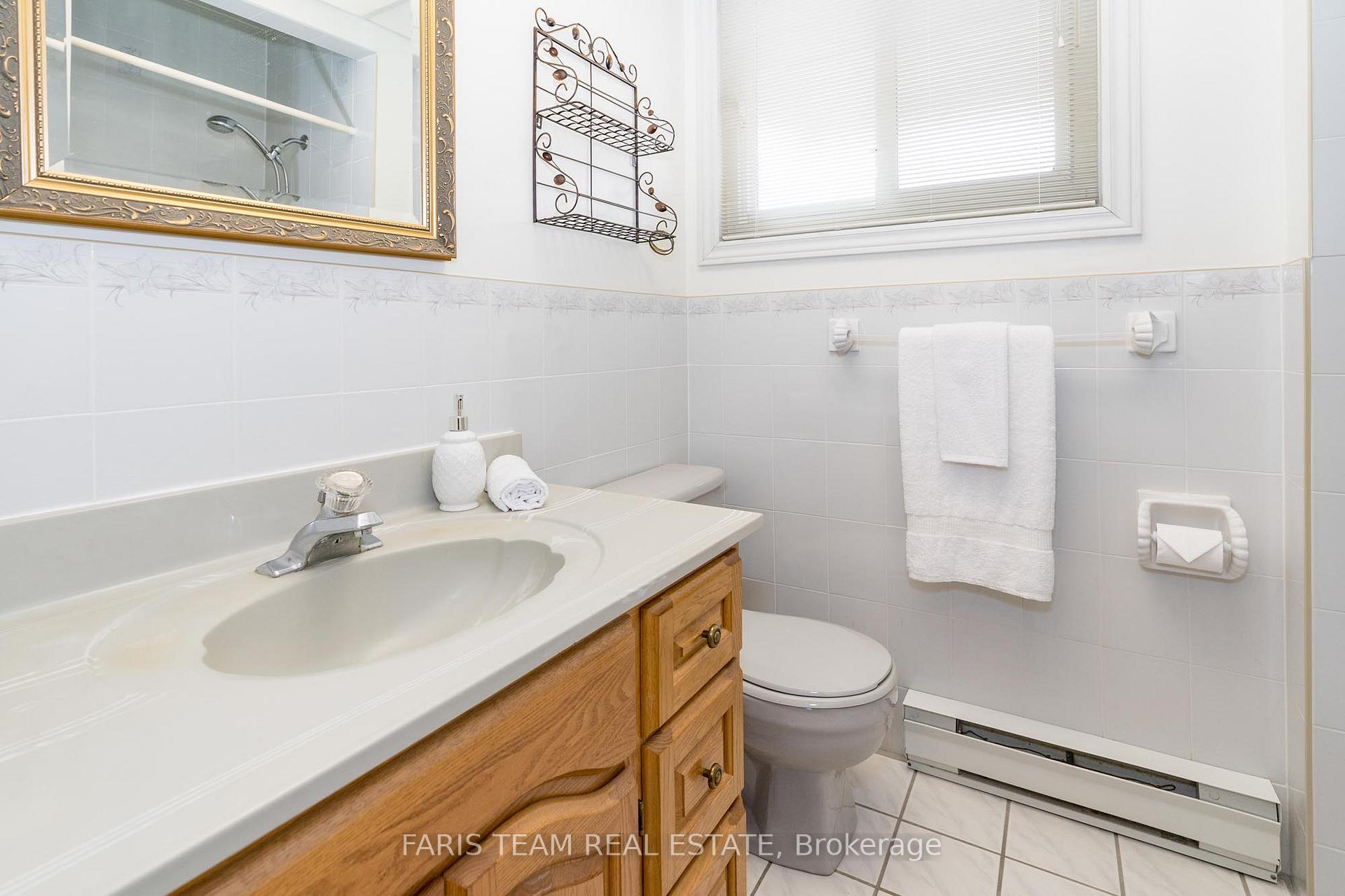 Photo 12 of 37 Varden Avenue, Barrie, Codrington — HOMEH