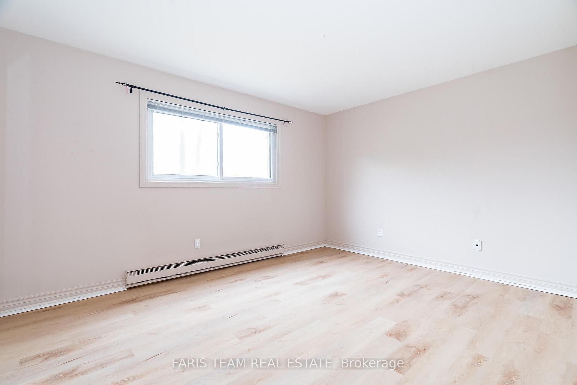 Photo 18 of 37 Varden Avenue, Barrie, Codrington — HOMEH