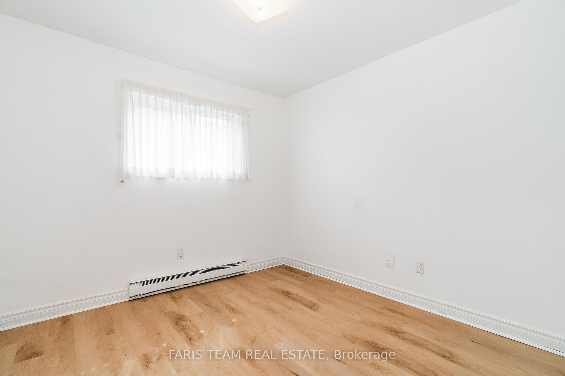 Photo 19 of 37 Varden Avenue, Barrie, Codrington — HOMEH