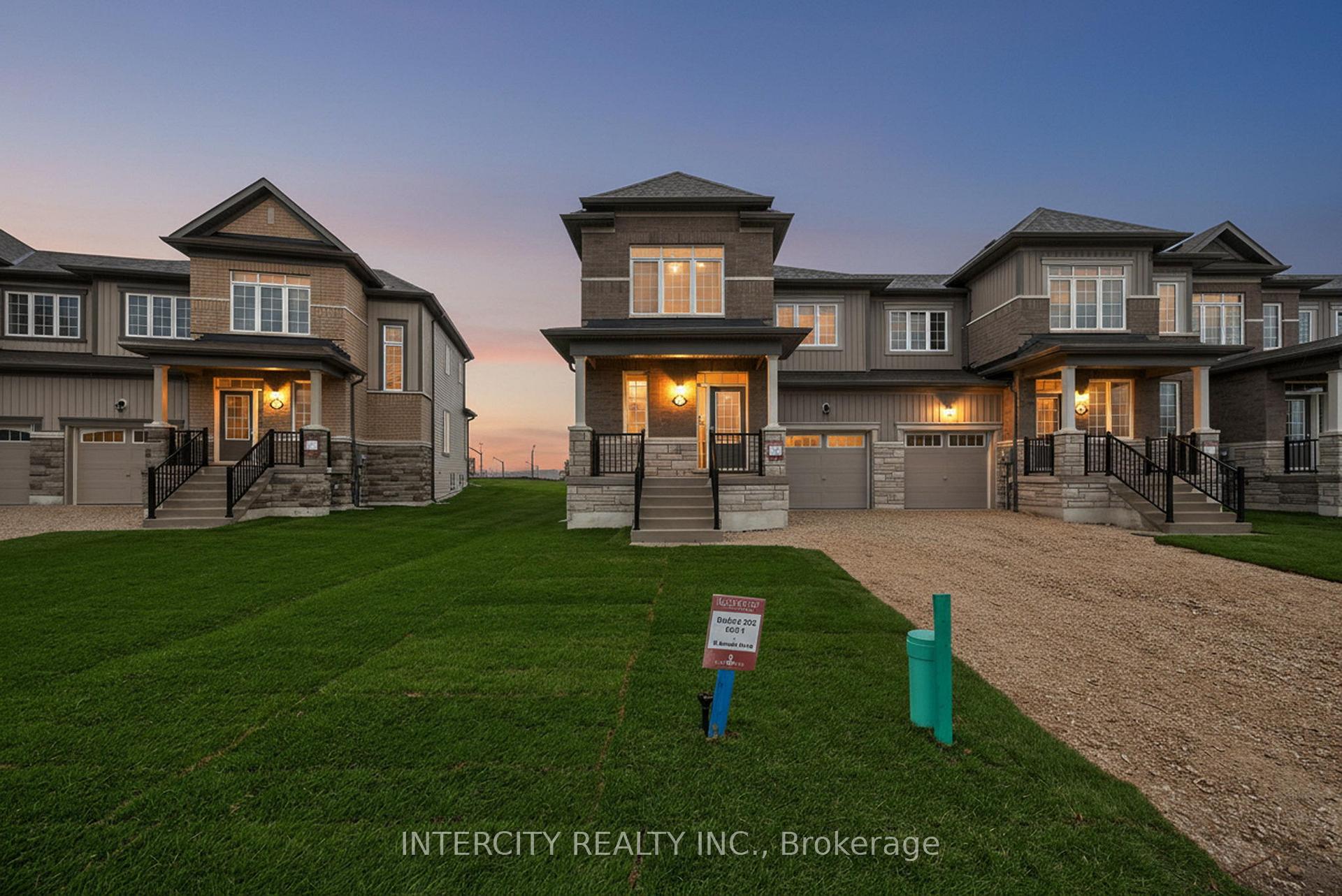Photo 1 of 11 Avalon Drive, Wasaga Beach — HOMEH