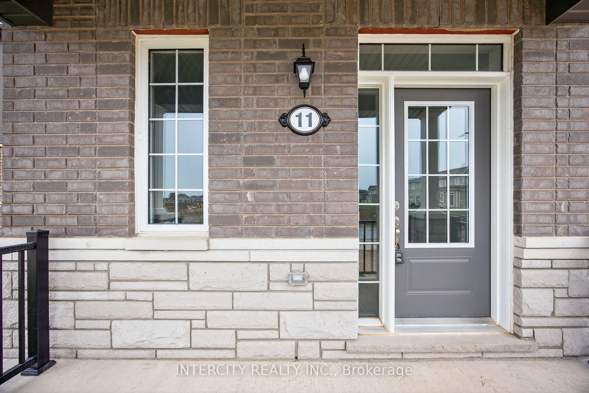 Photo 7 of 11 Avalon Drive, Wasaga Beach — HOMEH