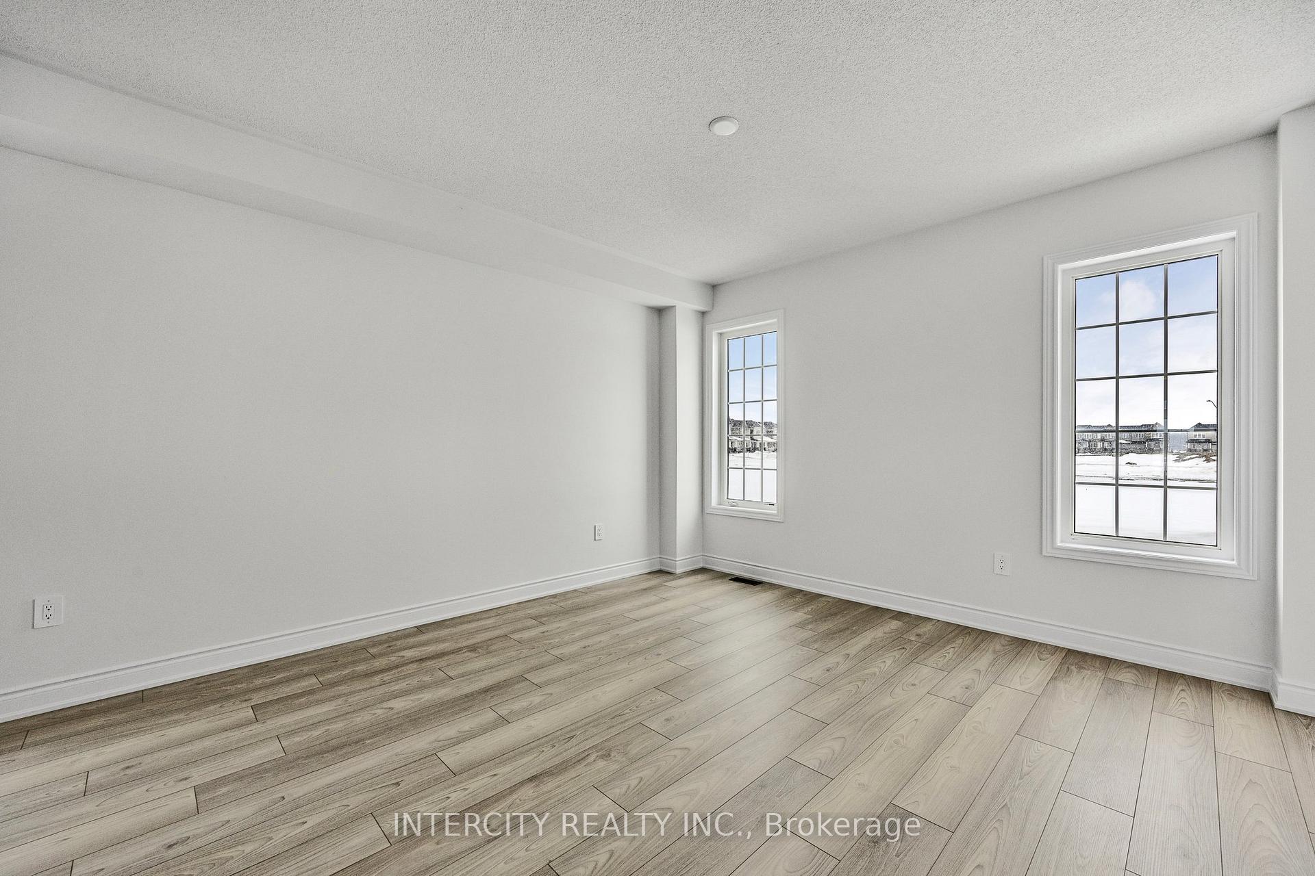 Photo 20 of 11 Avalon Drive, Wasaga Beach — HOMEH