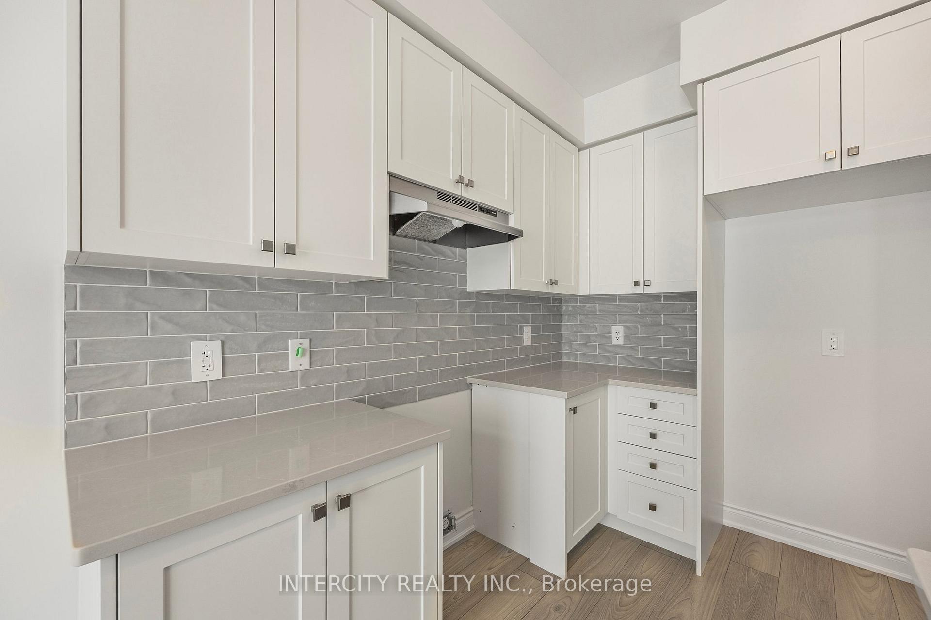 Photo 21 of 11 Avalon Drive, Wasaga Beach — HOMEH