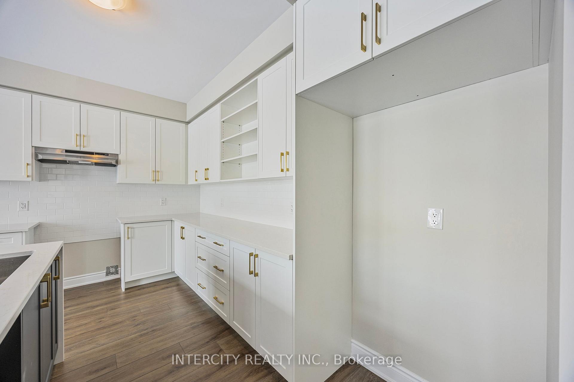 Photo 29 of 78 Season Crescent, Wasaga Beach — HOMEH