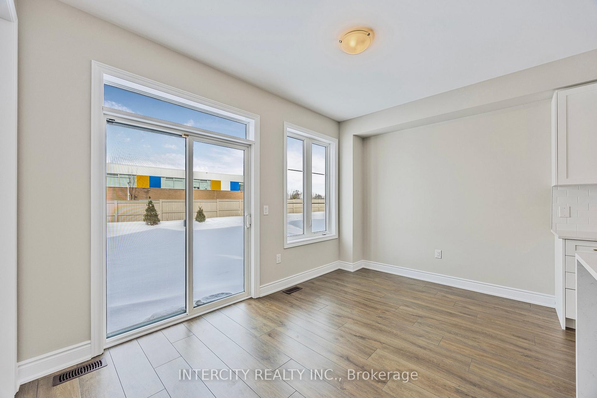 Photo 28 of 78 Season Crescent, Wasaga Beach — HOMEH