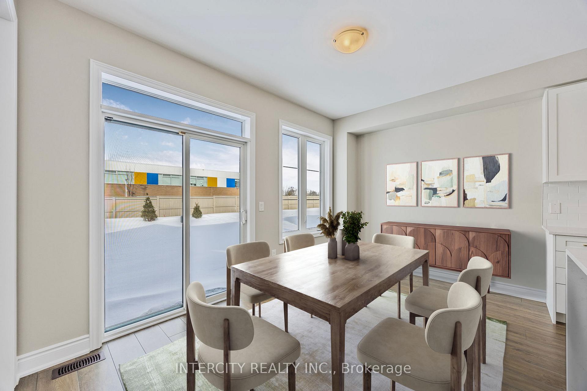 Photo 4 of 78 Season Crescent, Wasaga Beach — HOMEH