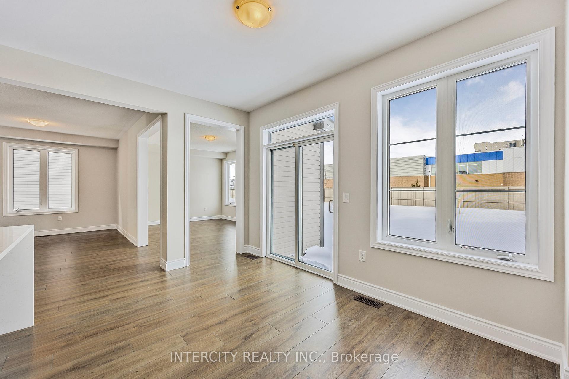 Photo 48 of 78 Season Crescent, Wasaga Beach — HOMEH
