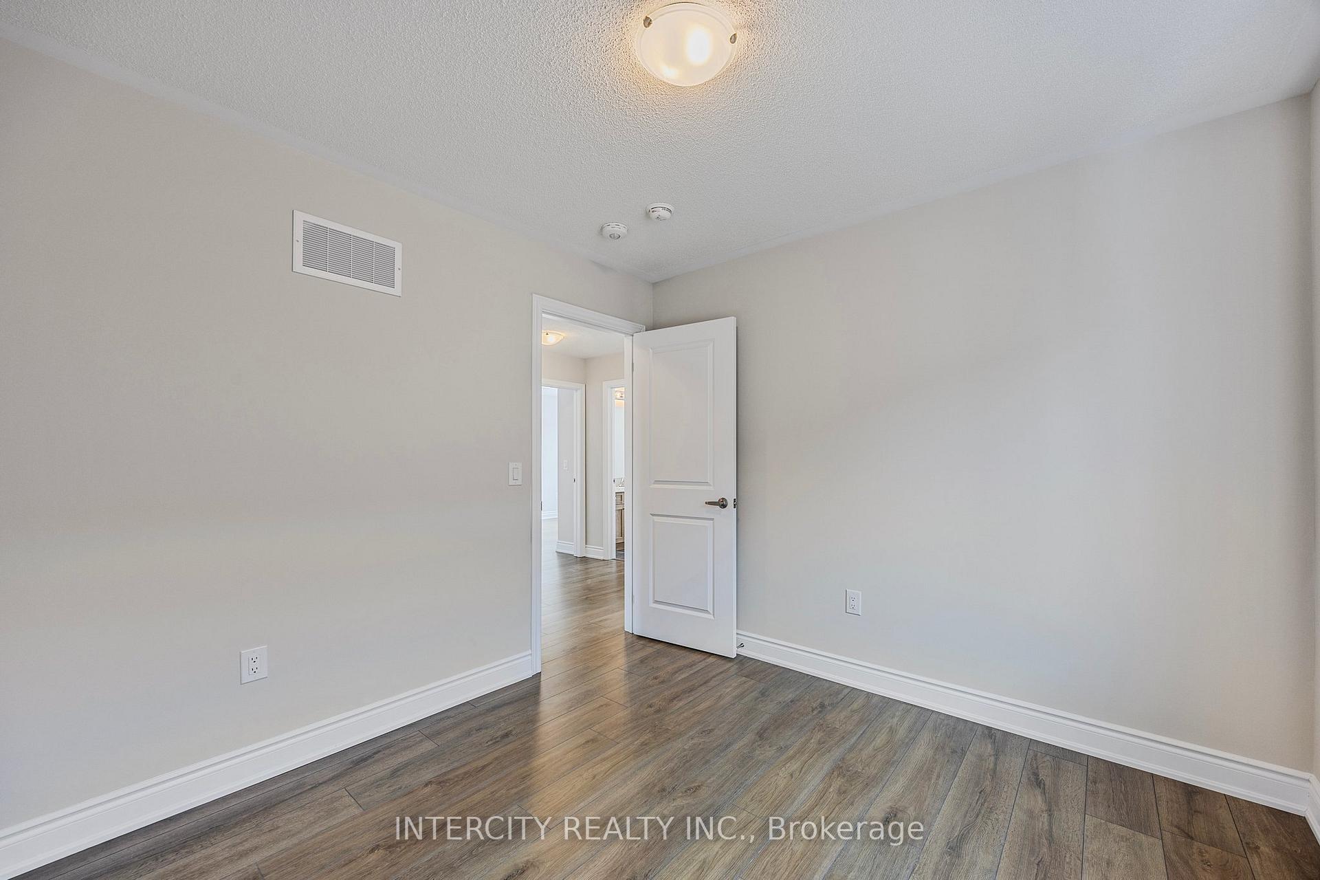 Photo 44 of 78 Season Crescent, Wasaga Beach — HOMEH
