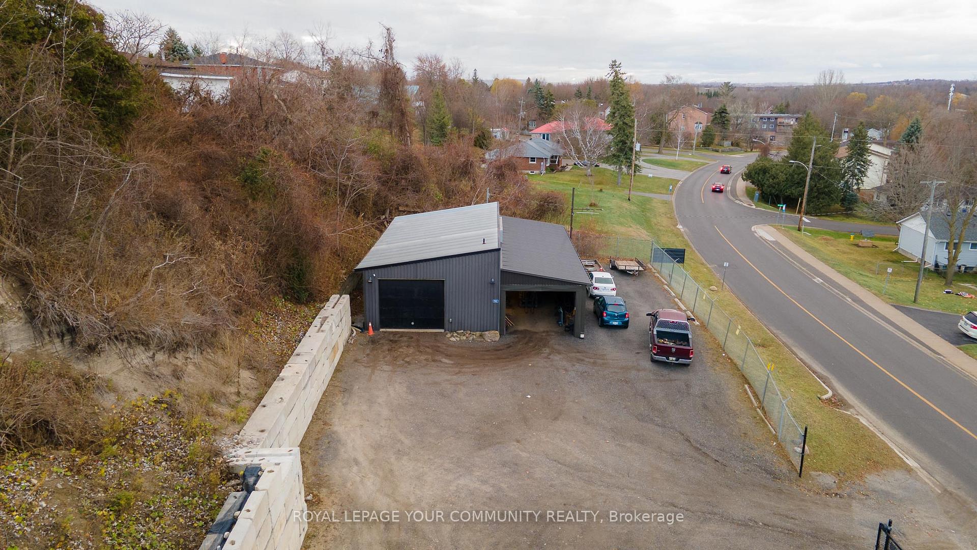 Photo 6 of 103 The Queensway, Georgina, Keswick North — HOMEH