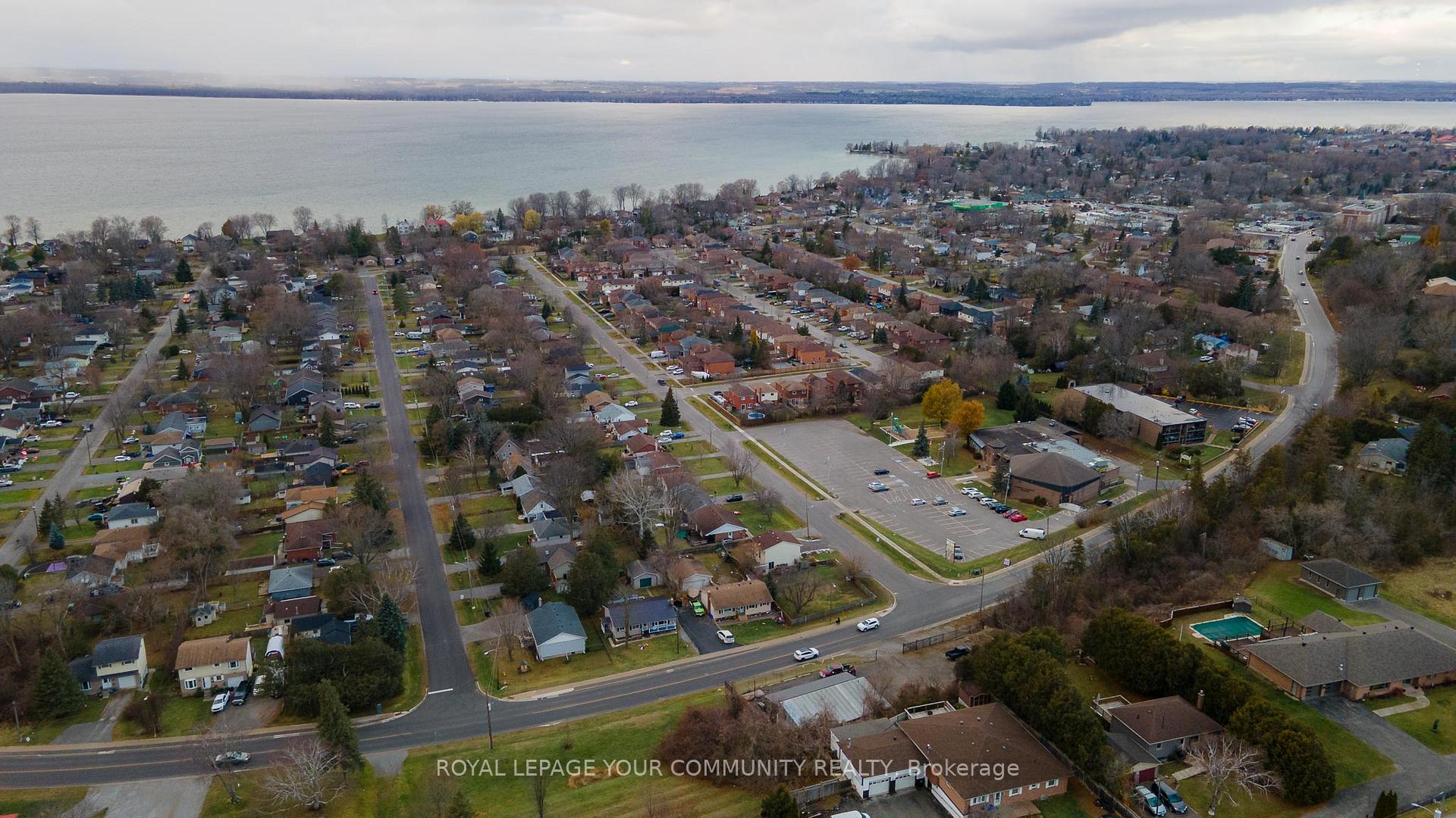 Photo 13 of 103 The Queensway, Georgina, Keswick North — HOMEH