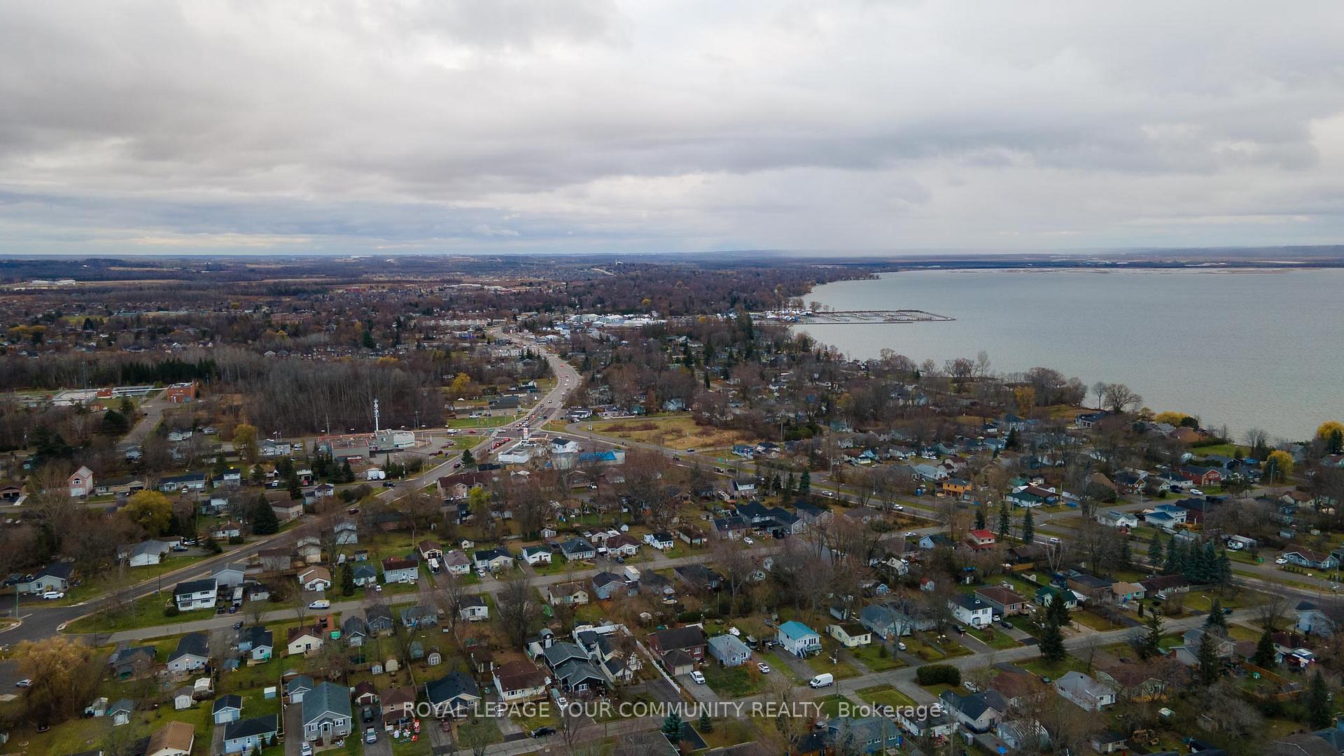Photo 16 of 103 The Queensway, Georgina, Keswick North — HOMEH