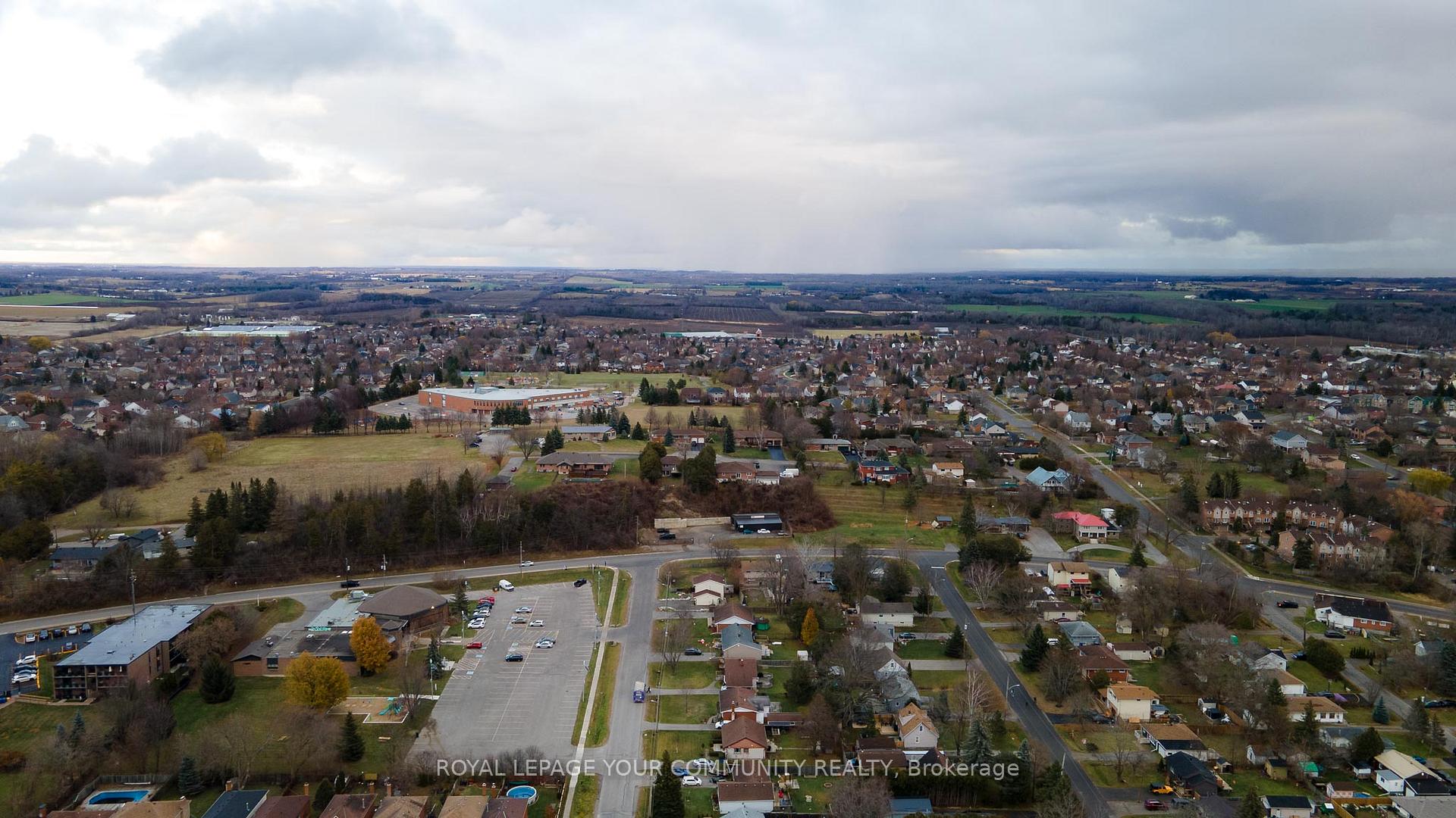 Photo 17 of 103 The Queensway, Georgina, Keswick North — HOMEH