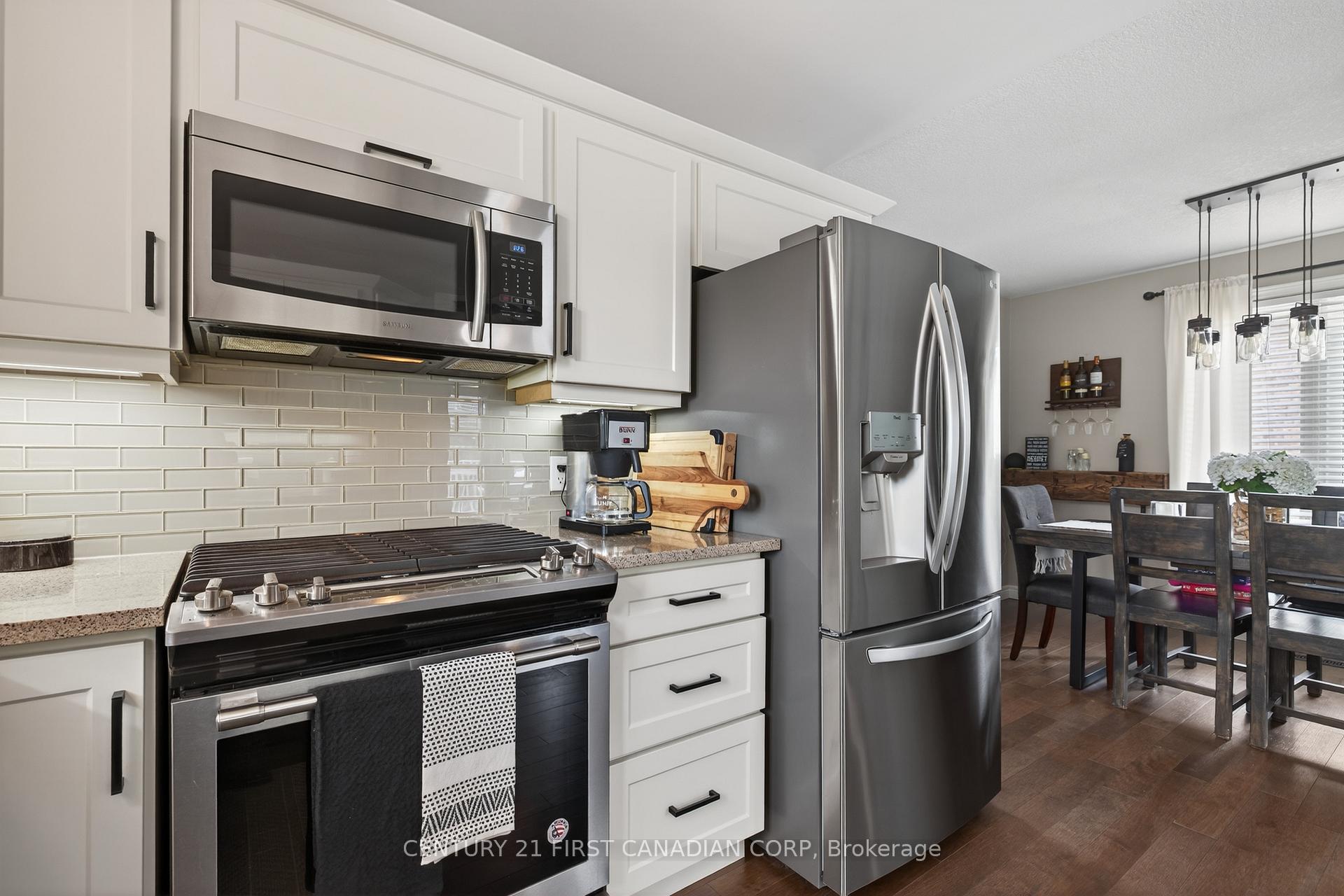 Photo 35 of 16 Blue Heron Place, St. Thomas — HOMEH