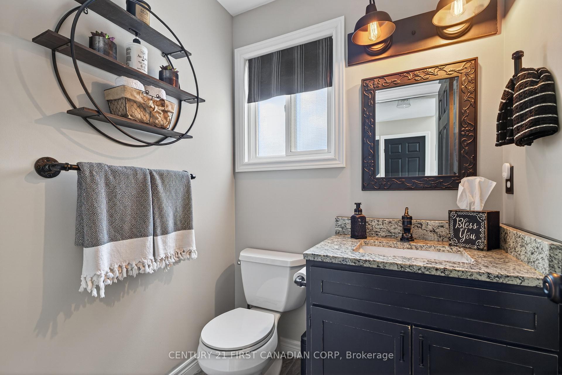 Photo 15 of 16 Blue Heron Place, St. Thomas — HOMEH