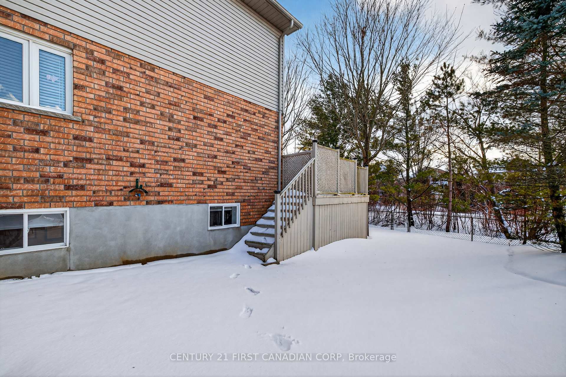 Photo 41 of 16 Blue Heron Place, St. Thomas — HOMEH