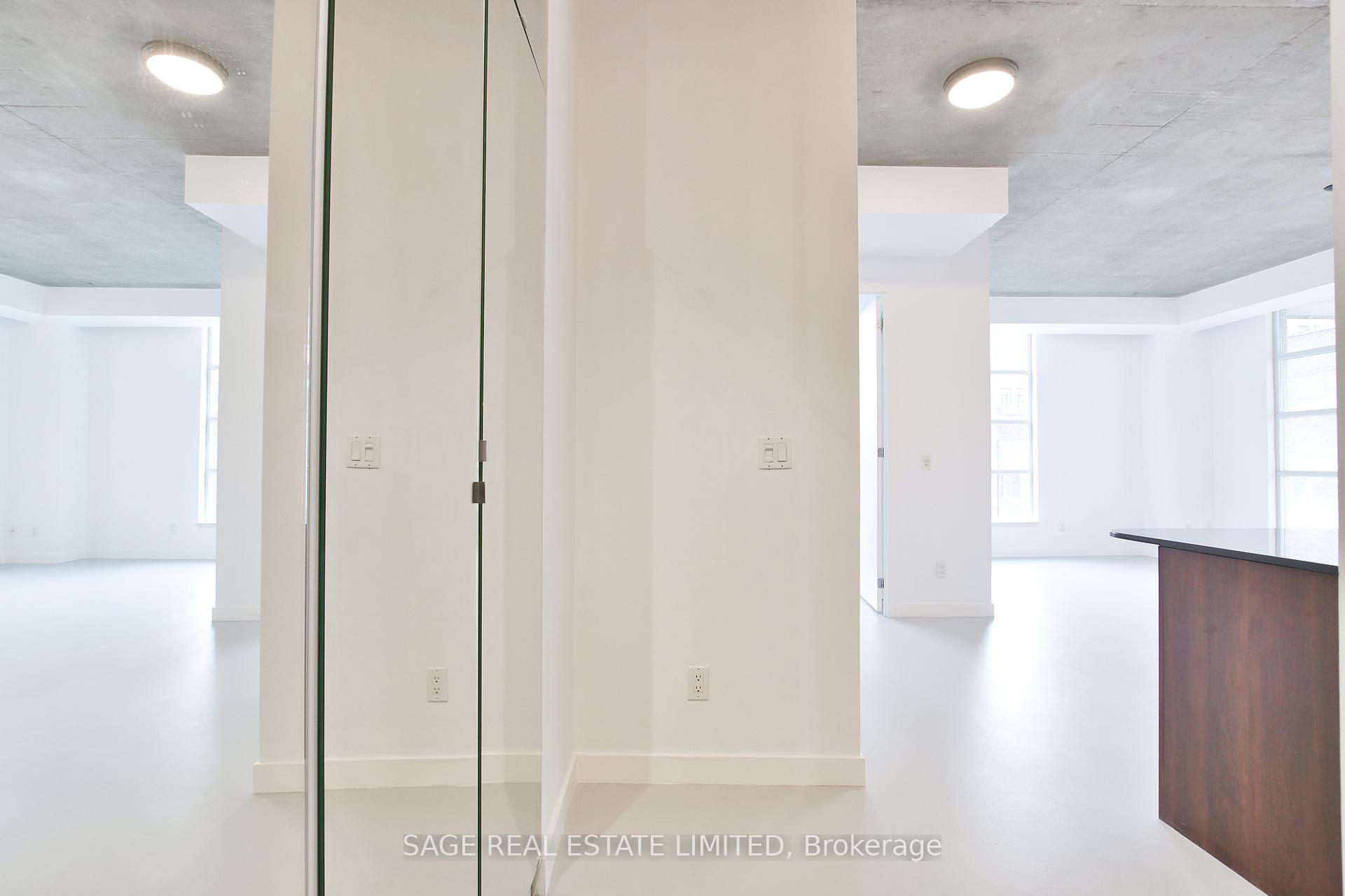 Photo 4 of Unit 711, 23 Brant Street, Toronto, Waterfront Communities — HOMEH