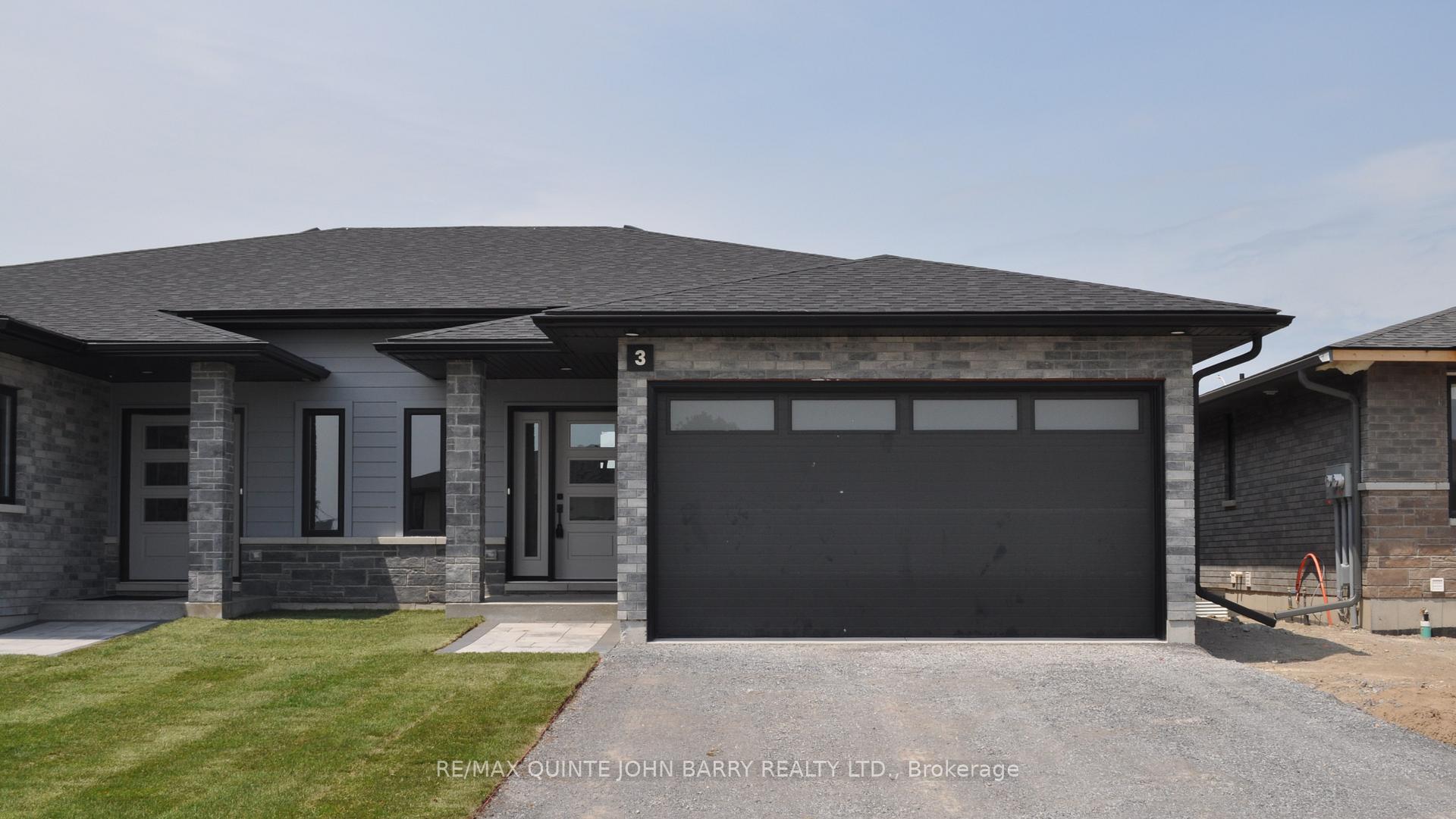 Front of Unit Lot 30, 3 Parkland Circle