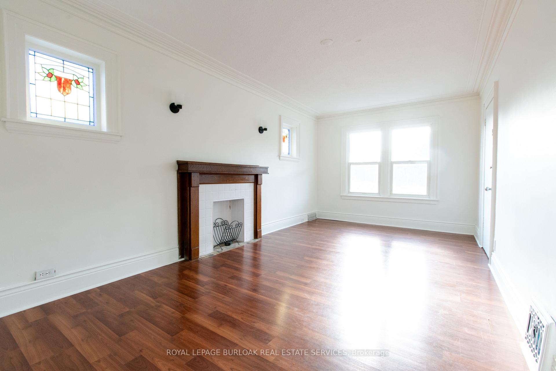 Photo 24 of 49 Province Street S, Hamilton, Delta — HOMEH