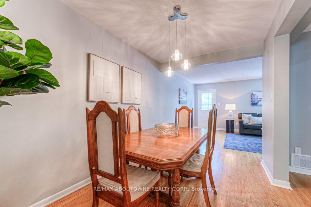 Photo 7 of 5503 Schueller Crescent, Burlington, Appleby — HOMEH