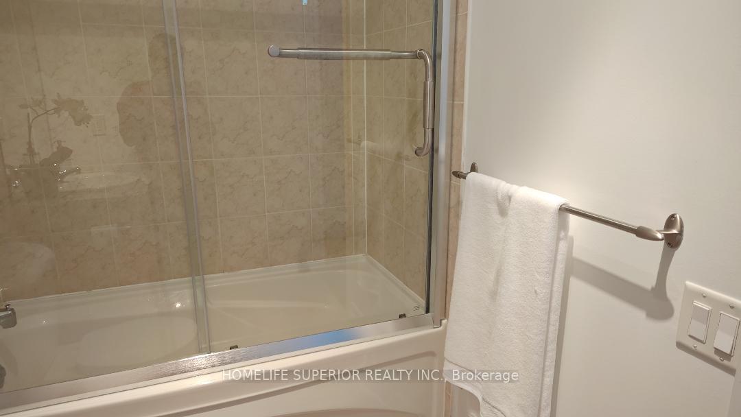 Photo 6 of Unit 316, 44 Bond Street W, Oshawa, O'Neill — HOMEH
