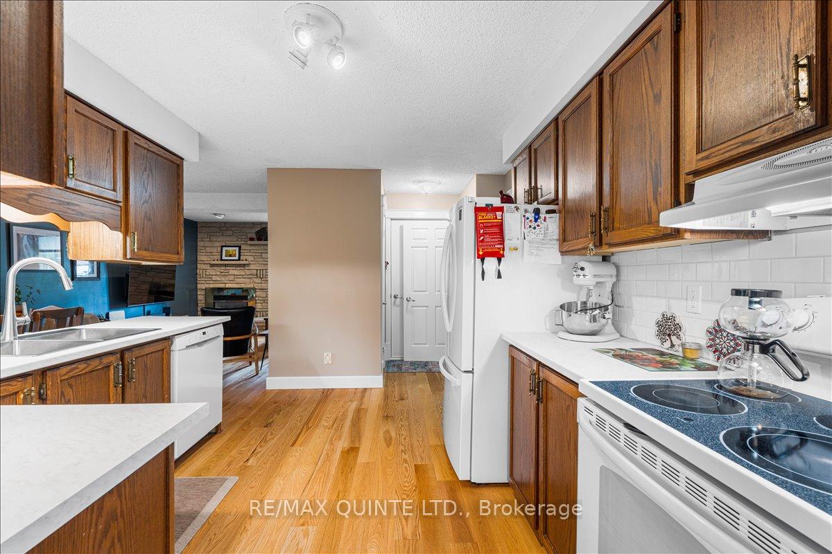 Photo 23 of 57 Kensington Crescent, Belleville, Belleville Ward — HOMEH